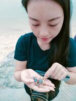 刮溜光屄屄毛女生隐私看净光0