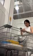 真想钻进酷似刘诗诗白皙少妇的长裙隔着内裤吮吸肥阴唇 黑胸罩白内裤太骚了吧2
