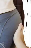 【原创】17、吃了女儿的嫩穴，年轻的穴就是好没有任何异味，但也被挠惨了2