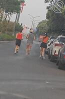 偶遇跑步同事