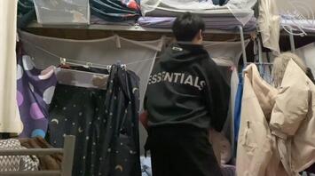 学校放假，男生跑到女生宿舍，强行爆操女同学0