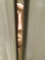 偷拍母猪坦克洗澡2