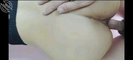 (原创)小保安今天休假,为讨好女业主欢心带去买衣服,回来爆操女业主小穴。2