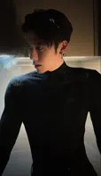 抖音137万粉丝男网红【屋里超哥】流出女记者采访视频，精英肌肉单身男人人设2