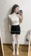 我的老婆和女儿穿白丝哪个好看？母女俩应该怎么玩弄？2