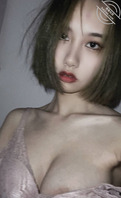 喜欢自拍的精神小妹儿 2