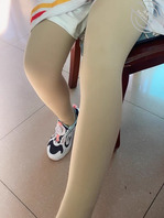 偷拍老师女儿