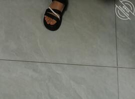 为啥对女人的脚吸引力这么大呢？