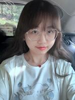 眼镜女大学生闺蜜羞辱0