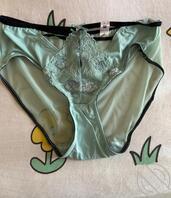 我妈80年的还穿这么骚的内裤