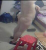 偷拍小姨子骚笔母狗坦克这样的身材怎么样一夜怎么玩她2