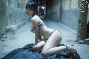 大家多多评论，可以出卖你的前女友，妈妈，老婆，女儿