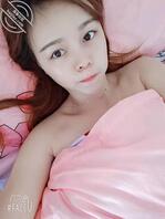 再来一波美美的自拍