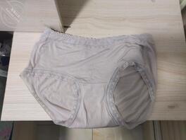 你们用岳母的内裤打过飞机吗 ？2
