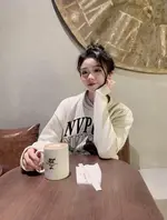 极品气质人妻少妇大尺度私拍泄密，这个年龄的人妻少妇能保持着这样的颜值和身材真是太令人羡慕了2