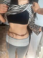 偷拍高颜值女友，掰开肛门和逼让大家仔细看看，最后内射2