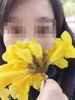 (76)【原创】放个福利,老姐来月经了,车上擦逼给我看。2