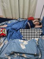 绝对原创,对94年哺乳期姐姐的大屁股大奶子一直有非分之想,第一次偷拍下来2