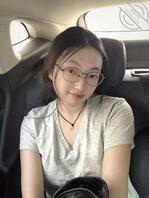 有奖竞猜（评论区抽三个奖励偷拍女主的小视频）加油吧各位 p图越好 奖励翻1