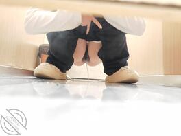 原创厕拍 戴眼镜的小姐姐1