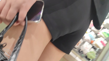 真实偷拍短裤第一部0