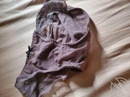 3 离婚的姐姐 自从看到姐姐的自慰工具,我彻夜难眠1