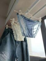 表姐的蕾丝内裤 和她的原味内裤 好想插入她