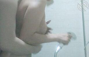 (原创)把洗澡的老妈强干后的后续来了。。。2