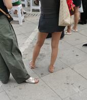 随拍少妇少女的腿脚