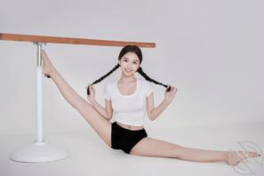 这些年包养得几个，哈哈哈，有没有兄弟喜欢的，联系我