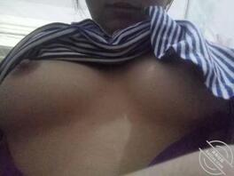 小母狗两年前照片，现已成年0