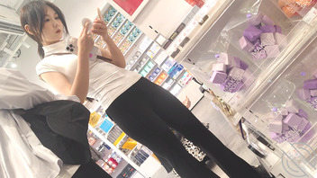 真实偷拍紧身瑜伽裤第三部