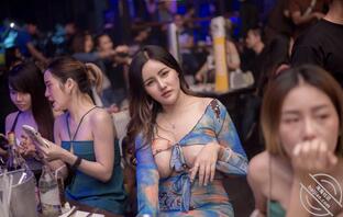 泰国夜场庆祝生日 1