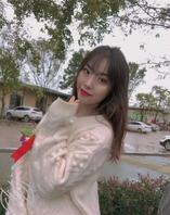 为什么今天去做伴娘，新郎和伴郎都盯着我看啊，都怪不好意思的，抢了新娘风头