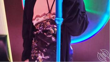 堕落嫂子15. 兄弟们，之前说的要去ktv再一次操操嫂子，来咯来咯！1