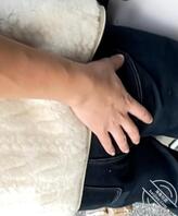 更新我的骚大姨子近况,屁股摸了,鸡巴摸了…1