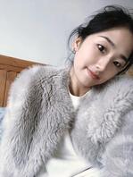 哪只母狗能让你爽，让她成为背景合照射屏0