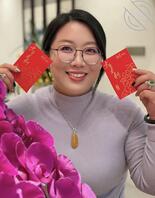 良家老婆被绿主倒挂深喉，绿奴老公看着太刺激了