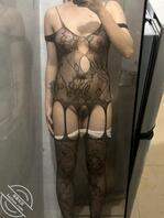 一个人在家，穿制服露出2