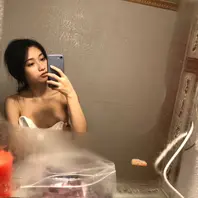 艺术学院的校花和男友分手后被男友曝光视频0